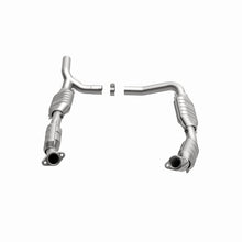 Load image into Gallery viewer, MagnaFlow Direct Fit Catalytic Converter 07-08 Ford E-150 4.6L