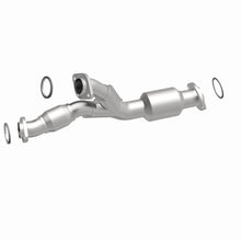 Load image into Gallery viewer, MagnaFlow Direct Fit Catalytic Converter 93-97 Lexus GS300 / 92-98 SC300 3.0L Front