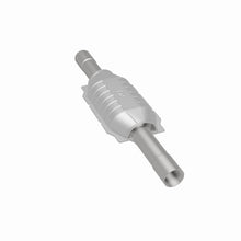 Load image into Gallery viewer, MagnaFlow Direct Fit Catalytic Converter GM 26X6.5 X4 2/2