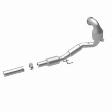 Load image into Gallery viewer, MagnaFlow Direct Fit Catalytic Converter 15-17 Volkswagen Golf / GTI