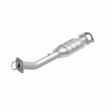 Load image into Gallery viewer, MagnaFlow Direct Fit Catalytic Converter 07 Titan 5.6L D/S rr OEM