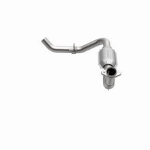 Load image into Gallery viewer, MagnaFlow Direct Fit Catalytic Converter 99-00 Ford Trucks 5.4L