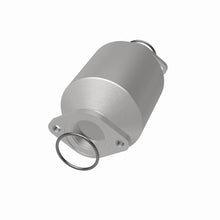 Load image into Gallery viewer, MagnaFlow Direct Fit Catalytic Converter 93-97 Geo Prizm-Toyota Celi