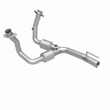 Load image into Gallery viewer, MagnaFlow Direct Fit Catalytic Converter 99-01 G Cherokee Front 4.7L