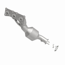 Load image into Gallery viewer, MagnaFlow Direct Fit Catalytic Converter 06-08 BMW Z4 3.0L rr