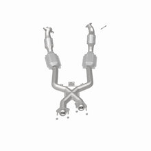Load image into Gallery viewer, MagnaFlow Direct Fit Catalytic Converter 96-98 4.6L *California*