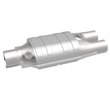 Load image into Gallery viewer, MagnaFlow Universal Catalytic Converter 2.5/2 single/dual O2 OEM