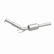 Load image into Gallery viewer, MagnaFlow California Grade CARB Compliant Direct Fit Catalytic Conv 05-09 Volkswagen Jetta L5 2.5L