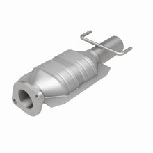 Load image into Gallery viewer, MagnaFlow Direct Fit Catalytic Converter 95-02 Lincoln Continental