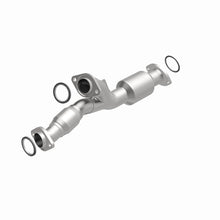Load image into Gallery viewer, MagnaFlow Direct Fit Catalytic Converter 93-97 Lexus GS300 / 92-98 SC300 3.0L Front