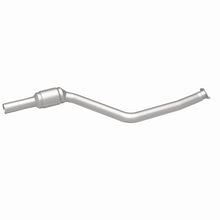 Load image into Gallery viewer, MagnaFlow Direct Fit Catalytic Converter BMW 3 06-09 Front OEM