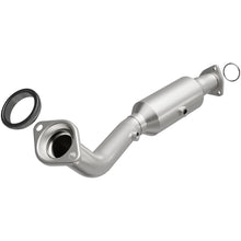 Load image into Gallery viewer, MagnaFlow Direct Fit Catalytic Converter 02-06 Honda CR-V 2.4L (49 State)