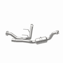 Load image into Gallery viewer, MagnaFlow Direct Fit Catalytic Converter 2017 F-150 3.5 OEM Underbody