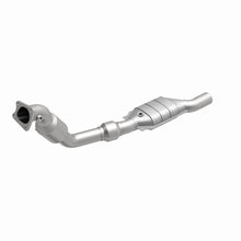 Load image into Gallery viewer, MagnaFlow Direct Fit Catalytic Converter 03-04 Audi RS6 4.2L Passenger Side