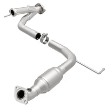 Load image into Gallery viewer, MagnaFlow Direct Fit Catalytic Converter 05-09 Toyota Tacoma 4.0L D/S Rear (49 State)