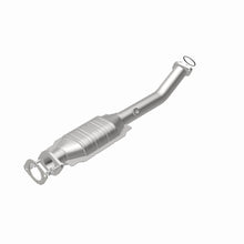 Load image into Gallery viewer, MagnaFlow Direct Fit Catalytic Converter 07 Titan 5.6L D/S rr OEM