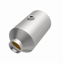 Load image into Gallery viewer, MagnaFlow Universal Catalytic Converter 2.50 Mid O2 CA