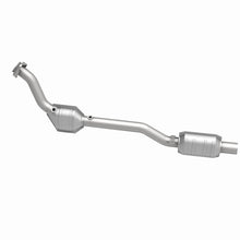 Load image into Gallery viewer, MagnaFlow Direct Fit Catalytic Converter 99-01 Ford Explorer 5.0L