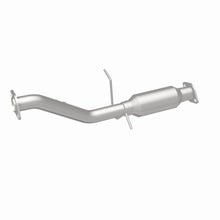 Load image into Gallery viewer, MagnaFlow Direct Fit Catalytic Converter California Grade 95-98 Toyota T100 2.7L
