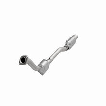 Load image into Gallery viewer, MagnaFlow Direct Fit Catalytic Converter 99-01 Ford Explorer 5.0L