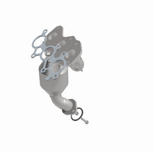 Load image into Gallery viewer, MagnaFlow Direct Fit Catalytic Converter 11-15 Sienna 3.5 Manifold