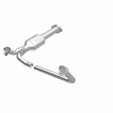 Load image into Gallery viewer, MagnaFlow Direct Fit Catalytic Converter 1995 Chevrolet G10/G20/G30 4.3L/5.0L/5.7L