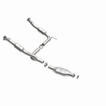 Load image into Gallery viewer, MagnaFlow Direct Fit Catalytic Converter Explorer 02-04 4.6L