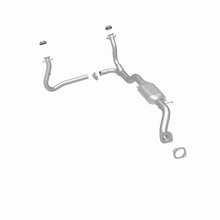 Load image into Gallery viewer, MagnaFlow Direct Fit Catalytic Converter 2000 Chevy Blazer 4.3L 4WD