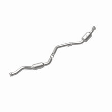 Load image into Gallery viewer, MagnaFlow Direct Fit Catalytic Converter OEM 2007 Mercedes-Benz E350 Underbody - 67.5in Length
