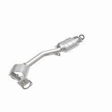 Load image into Gallery viewer, MagnaFlow Direct Fit Catalytic Converter 04 Forester 2.5L Rr CA