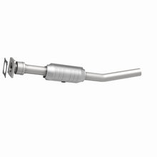 Load image into Gallery viewer, MagnaFlow Direct Fit Catalytic Converter 01-06 Chrysler PT Cruiser