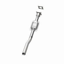 Load image into Gallery viewer, MagnaFlow Direct Fit Catalytic Converter 95-99 Chrysler Sebring 2.