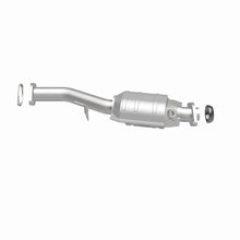 Load image into Gallery viewer, MagnaFlow Direct Fit Catalytic Converter 95- 96 Impreza 2.2L Rear