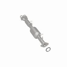 Load image into Gallery viewer, MagnaFlow Direct Fit Catalytic Converter 91-95 Toyota Previa 2.4L