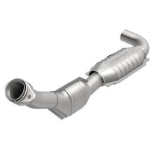 Load image into Gallery viewer, MagnaFlow Direct Fit Catalytic Converter 01 Ford Trucks 4.6L