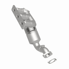 Load image into Gallery viewer, MagnaFlow Direct Fit Catalytic Converter BMW 5 99-00 Rear