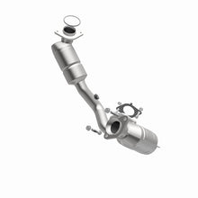 Load image into Gallery viewer, MagnaFlow Direct Fit Catalytic Converter 00-03 Ford Taurus 3.0L fron