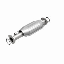 Load image into Gallery viewer, MagnaFlow Direct Fit Catalytic Converter Cavalier-Sunfire 96-97 2.2L