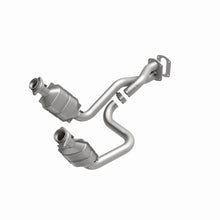 Load image into Gallery viewer, MagnaFlow Direct Fit Catalytic Converter 05-07 Ford F250/F350 5.4L