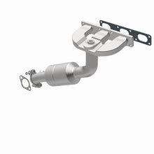 Load image into Gallery viewer, MagnaFlow Direct Fit Catalytic Converter BMW 5 04-05 Rear Mani