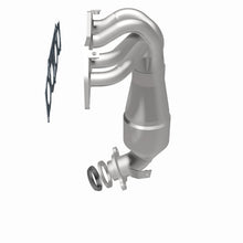 Load image into Gallery viewer, MagnaFlow California Direct Fit Converter 09-10 Pontiac Vibe 2.4L