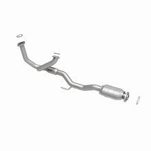 Load image into Gallery viewer, MagnaFlow Direct Fit Catalytic Converter 97-98 Toyota Avalon Camry 3