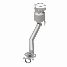 Load image into Gallery viewer, MagnaFlow Direct Fit Catalytic Converter 04-07 Suzuki Aerio 2.3L