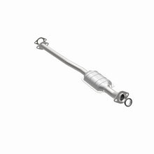 Load image into Gallery viewer, MagnaFlow Direct Fit Catalytic Converter Chevrolet-Geo 2001