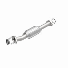 Load image into Gallery viewer, MagnaFlow Direct Fit Catalytic Converter 2002 Suzuki Aerio 2.0L
