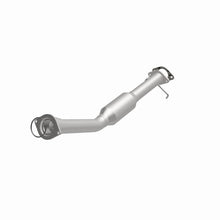 Load image into Gallery viewer, MagnaFlow DF Catalytic Conv Chevy 06-09 Impala SS/06-07 Monte Carlo SS/05-08 Pontiac Grand Prix 5.3L