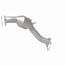 Load image into Gallery viewer, MagnaFlow Direct Fit Catalytic Converter 11-15 Audi Q7 V6 3.0L - 2.5in Pipe Dia 24.5in L