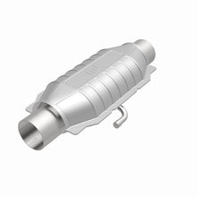 Load image into Gallery viewer, MagnaFlow Universal Catalytic Converter 2 W/Air FED