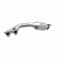 Load image into Gallery viewer, MagnaFlow Direct Fit Catalytic Converter 07-10 Audi S6 5.2L Passenger Rear Manifold