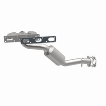 Load image into Gallery viewer, MagnaFlow Direct Fit Catalytic Converter BMW 3 01-05 Front